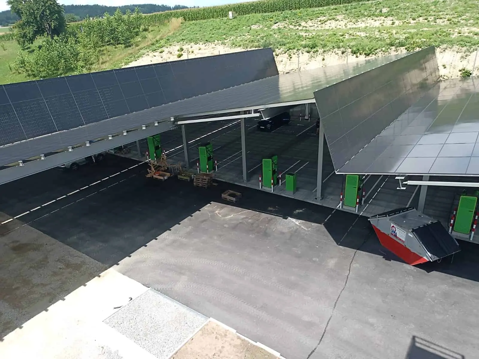 Custom Photovoltaic Carport – Austria