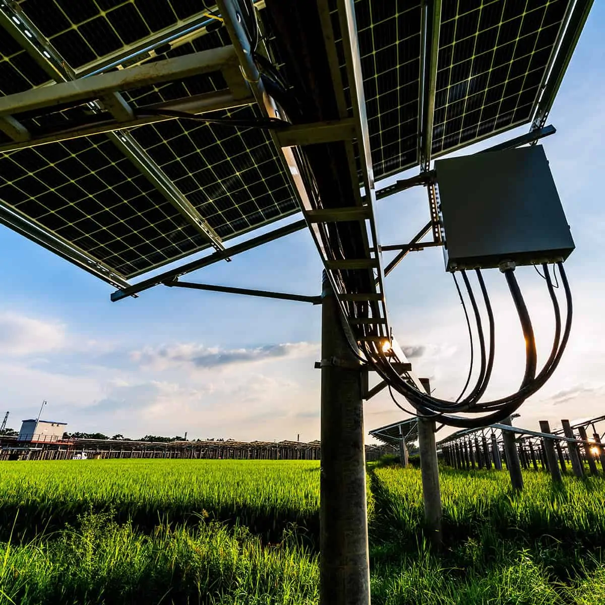 Solar power plant Solar tracking systems